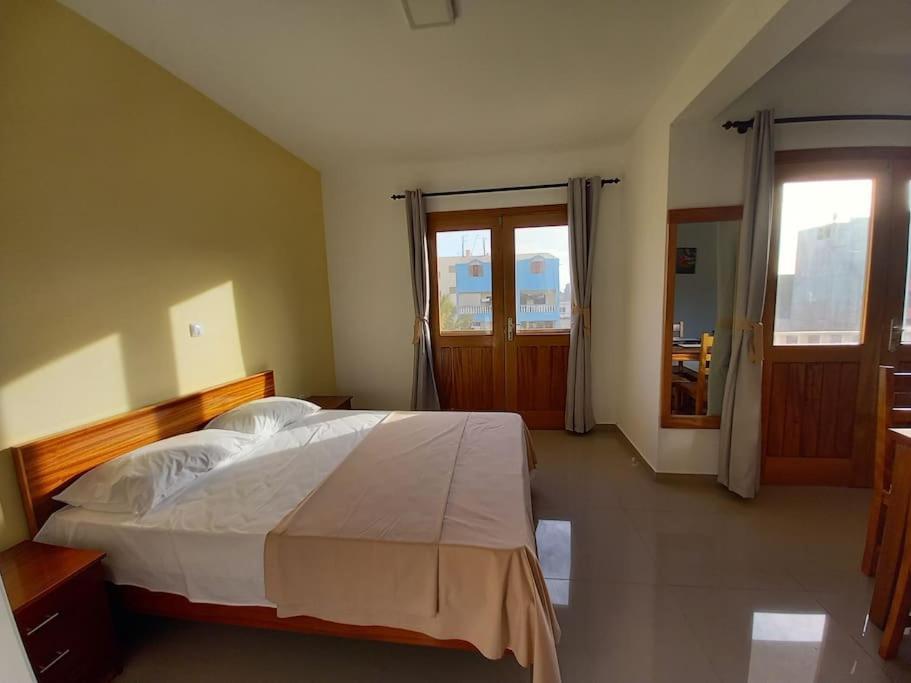 One Cozy Bedroom - Studio In Santa Maria Exterior foto
